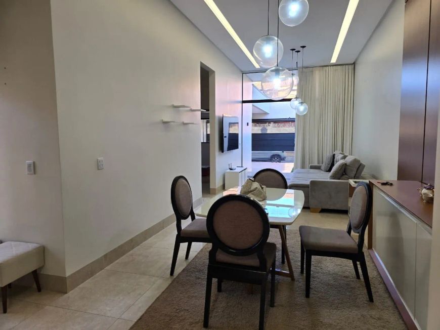 Casa com 3 dormitórios à venda, 176 m² por R$ 1.040.000,00 - Santa Genoveva - Goiânia/GO