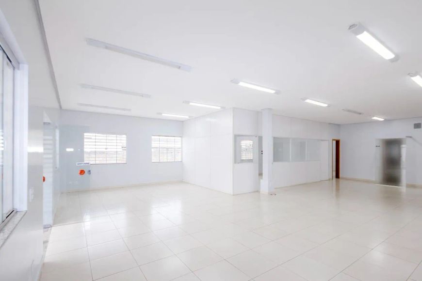 Casa Comercial