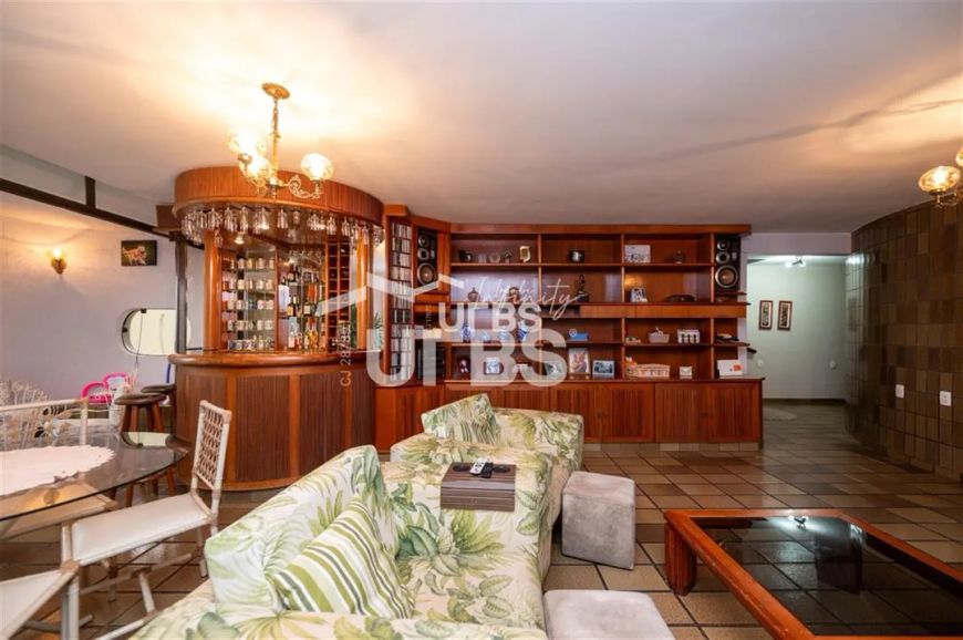 Edifício Candeias - Apartamento 4 quartos, sendo 1 suíte