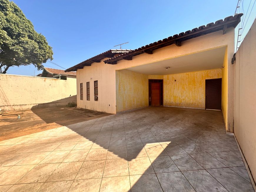 Imóvel para venda possui 150 metros quadrados com 3 quartos em Loteamento Celina Park - Goiânia - GO