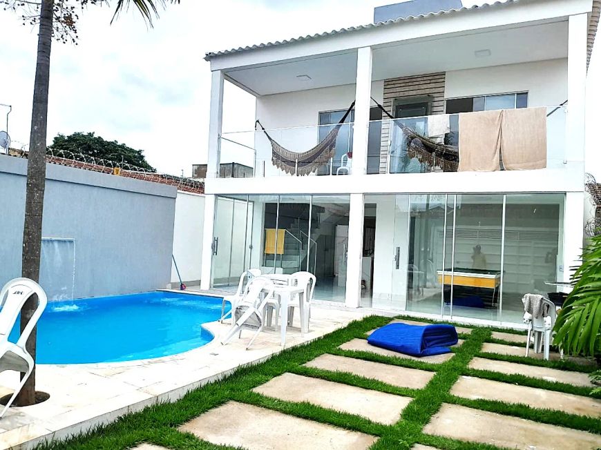 Casa 3 Quartos com Piscina no setor Parque Santa Rita.