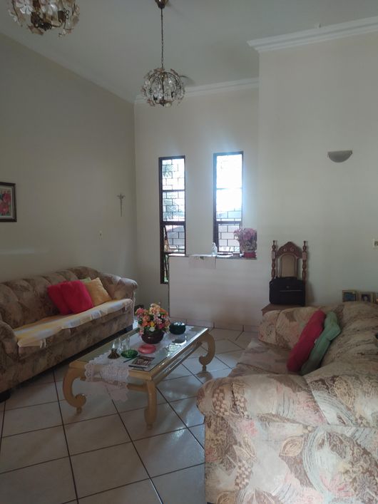 CASAS NO JARDIM GOIÁS Casa de Rua com 3 Quarto(s) e 3 banheiro(s) à Venda, 155 por R$ 1.355.000 no s