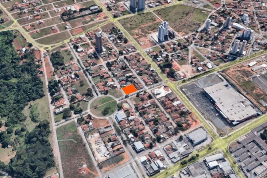 Lote de 1949 m² à venda por R$ 2.890.000 no Setor Vila Rosa - Goiânia