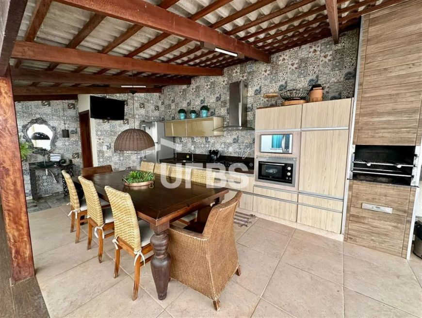 0 - Casa de Condomínio 3 quartos, sendo 1 suíte