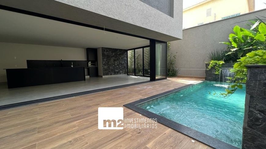 Sobrado no Jardins Madri com 4 quartos