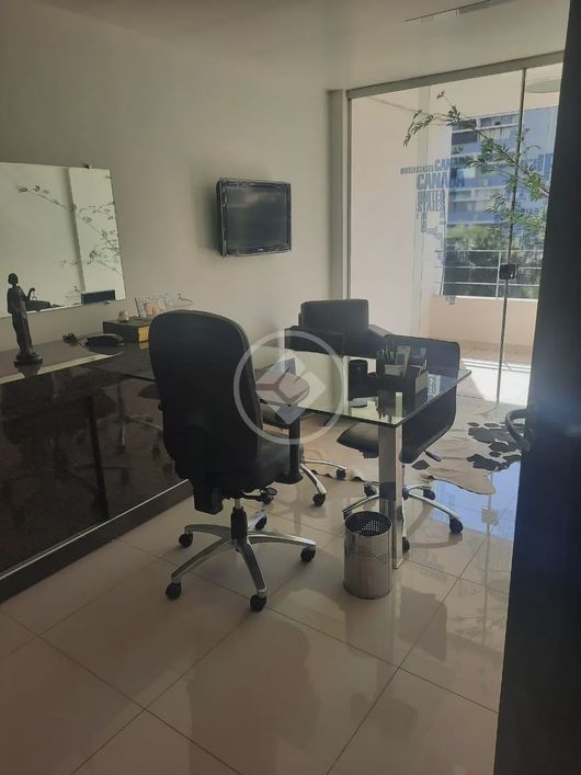 Sala Comercial no Edifício Sandoval de Azevedo codigo: 59758