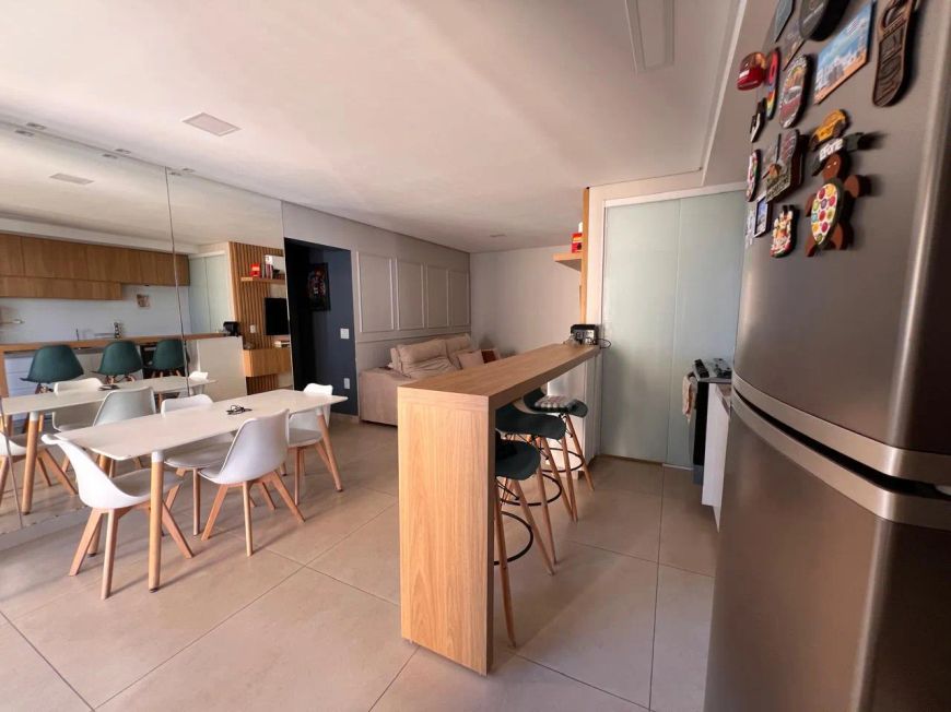 Apartamento com 72m2, 2 suítes, Sol da Manha, Andar Alto e Sol da Manha
