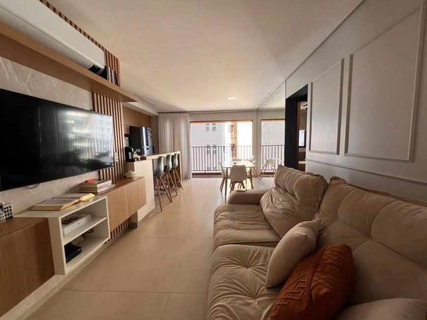 Apartamento com 72m2, 2 suítes, Sol da Manha, Andar Alto e Sol da Manha