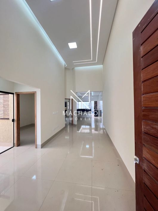 Casa a venda Jardim Ipê (residencial Humaitá) ao lado do shopping Passeio das Águas.