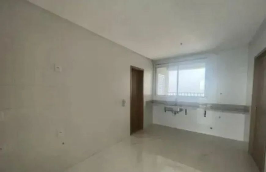 Apartamento no setor Jardim Goiás, 180 m²; área de lazer completa, em excelente localização!