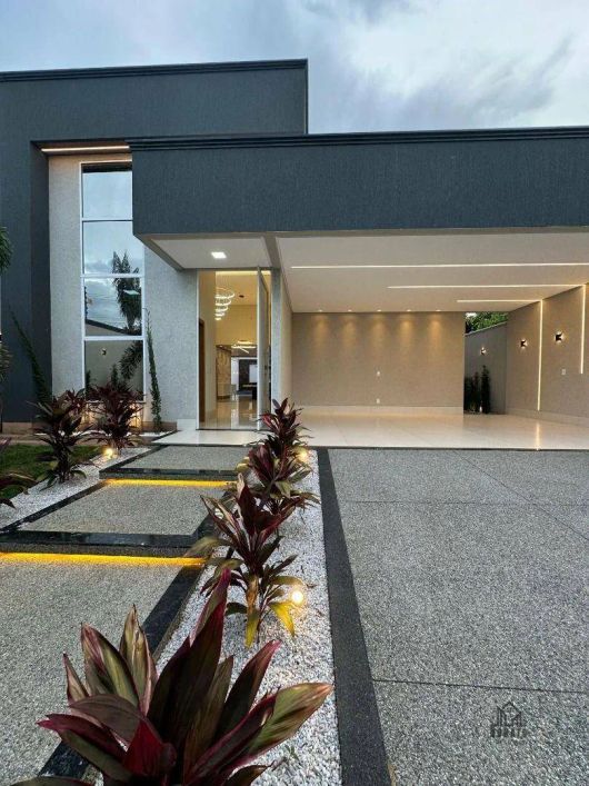 Casa com 3 dormitórios à venda, 206 m² por R$ 1.850.000,00 - Parque Amazônia - Goiânia/GO
