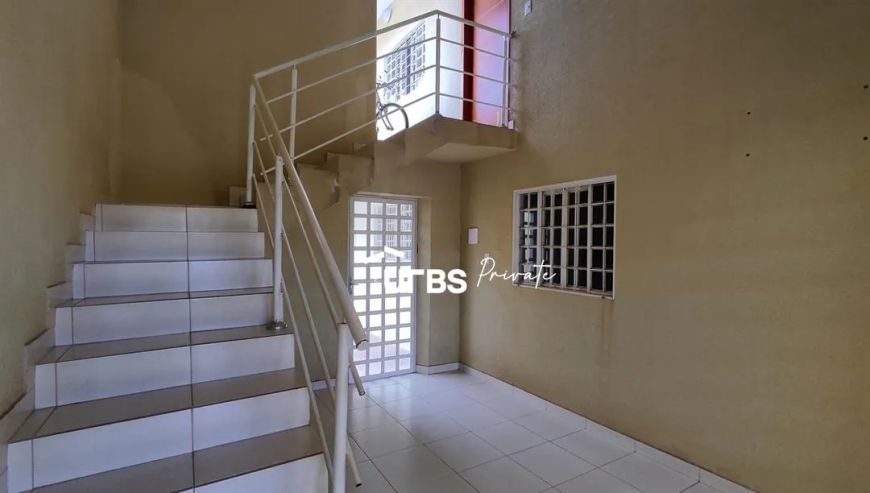 SOBRADO - Sobrado 3 quartos, sendo 1 suíte