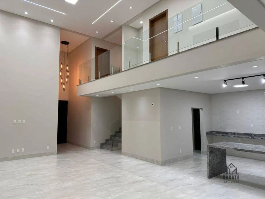 Sobrado com 3 dormitórios à venda, 258 m² por R$ 2.400.000,00 - Vila Rosa - Goiânia/GO