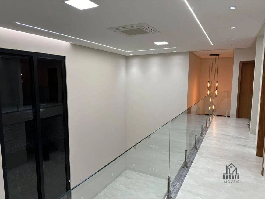 Sobrado com 3 dormitórios à venda, 258 m² por R$ 2.400.000,00 - Vila Rosa - Goiânia/GO