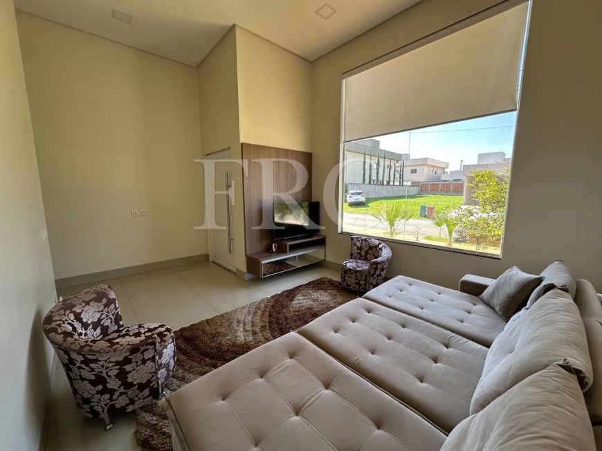 Sobrado Jardins Lisboa Casa em Condomínio com 5 Quarto(s) e 5 banheiro(s) à Venda, 307.53 por R$ 2.8