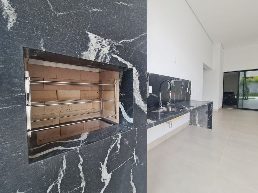 Casa térrea a venda com 4 suítes Alphaville Cruzeiro do Sul - Goiânia - Goiás