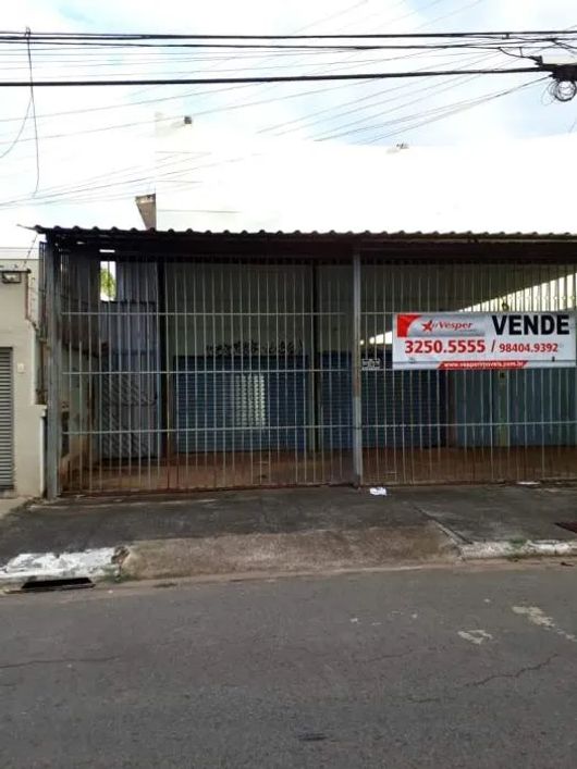 Garagem à venda no bairro Setor Aeroporto em Goiânia/GO
