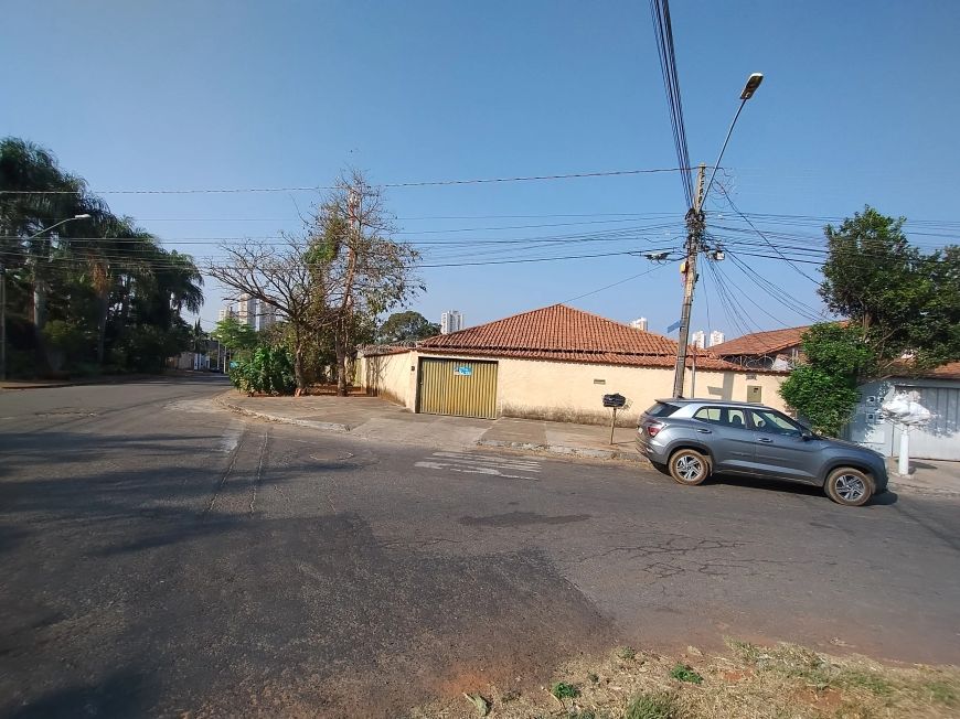 Residência Casa de Rua com 4 Quarto(s) e 3 banheiro(s) à Venda, 460.27 por R$ 2.150.000 no setor Par