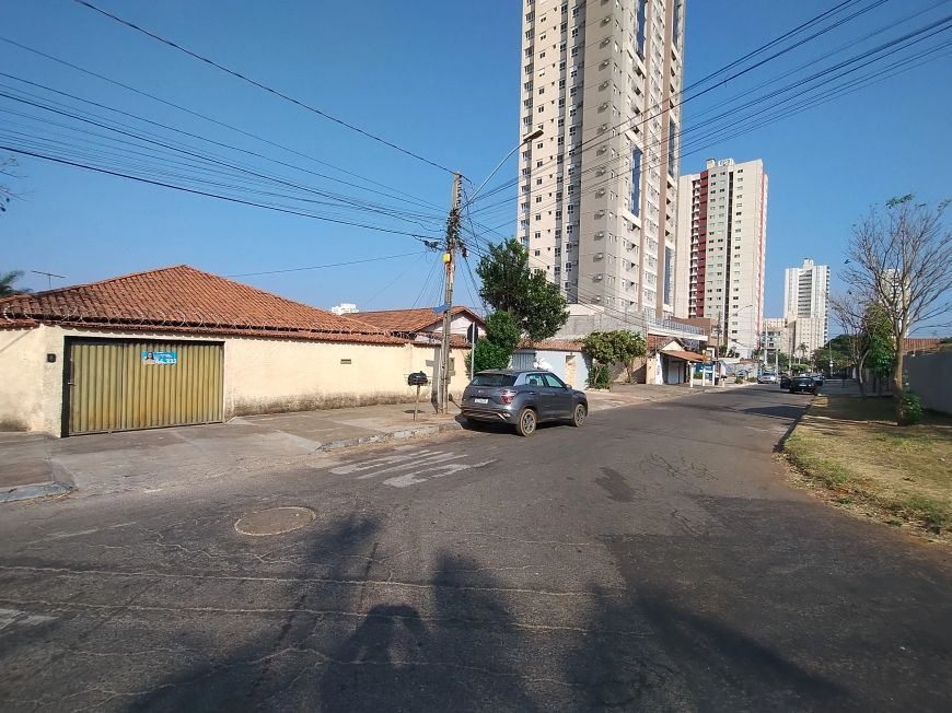 Residência Casa de Rua com 4 Quarto(s) e 3 banheiro(s) à Venda, 460.27 por R$ 2.150.000 no setor Par