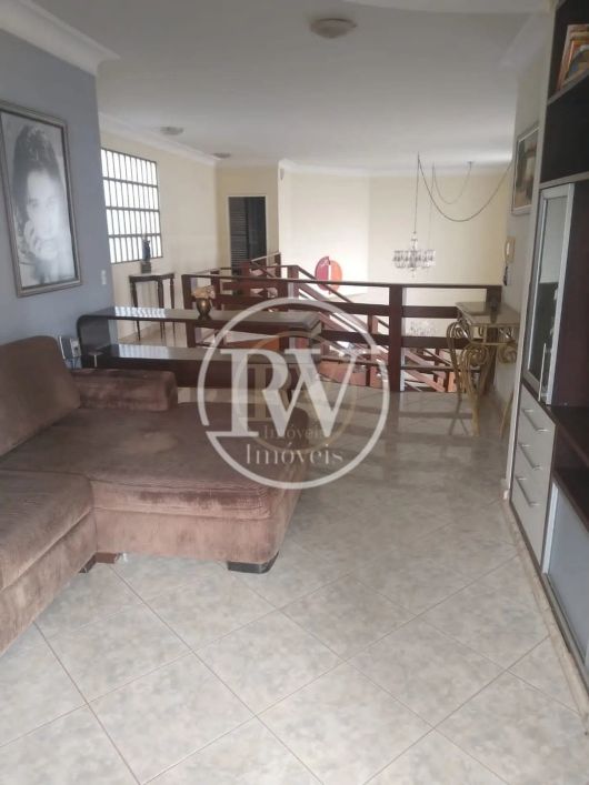 Sobrado à venda, Nova Suiça, Goiânia, GO