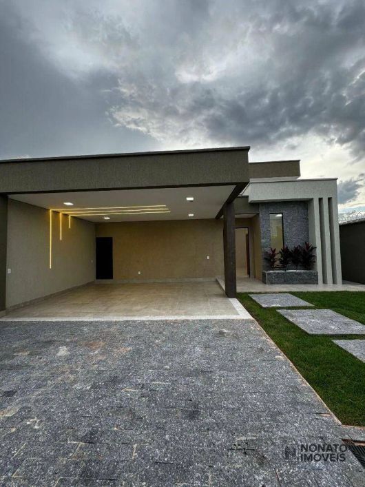 Casa com 3 dormitórios à venda, 154 m² por R$ 1.300.000,00 - Residencial Alice Barbosa - Goiânia/GO
