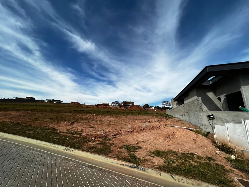 Lote no Jardins Itália pronto para construir