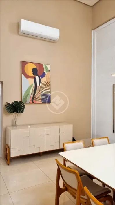 REF: Office1084 Casa no condomínio Portal do Sol Green, sendo 3 suítes, com 215m², Goiânia-GO codigo
