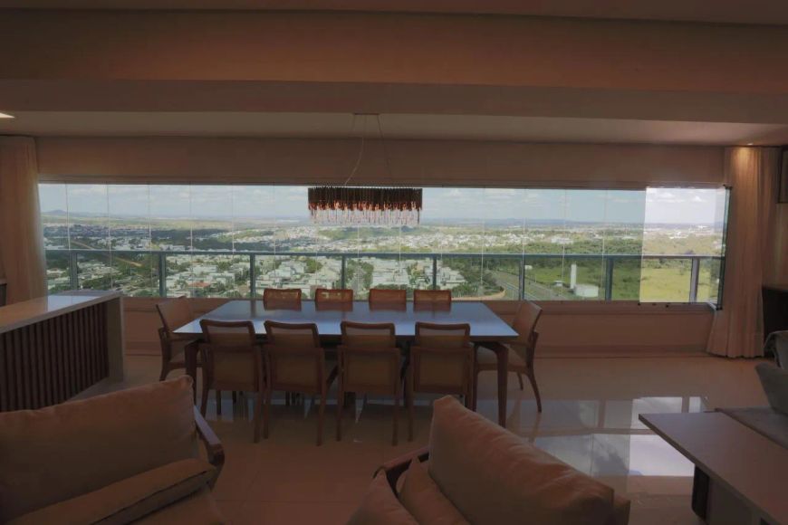 Apartamento mobiliado de 3 suítes de 163m no EuroPark, ao lado dos Alphavilles Apartamento com 2 Qua