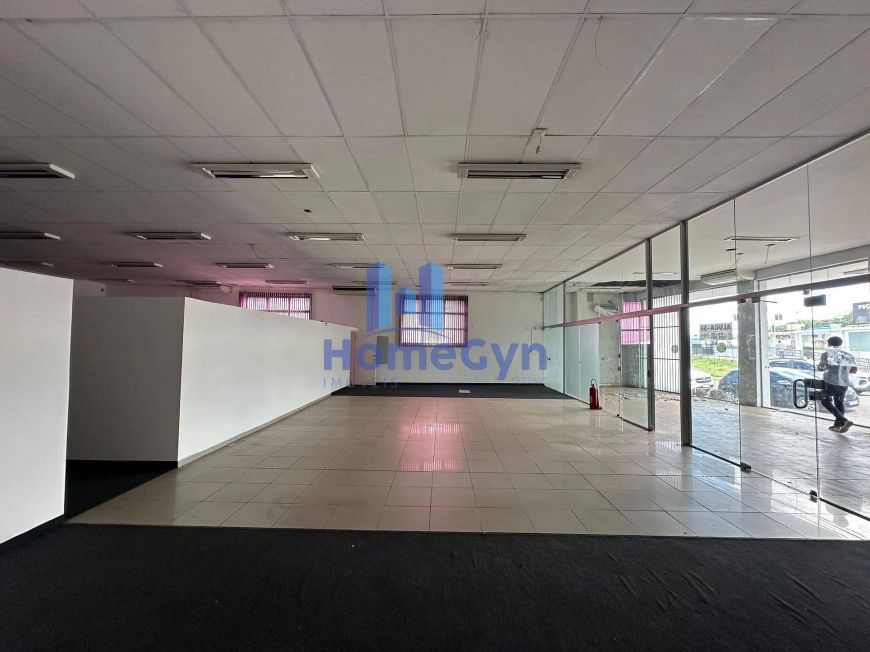 Loja Comercial para Locação na Avenida Anhanguera – Localização Estratégica