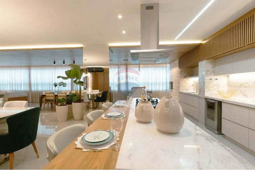 Apartamento 4/4 com 260 metros lazer completo no Setor Marista