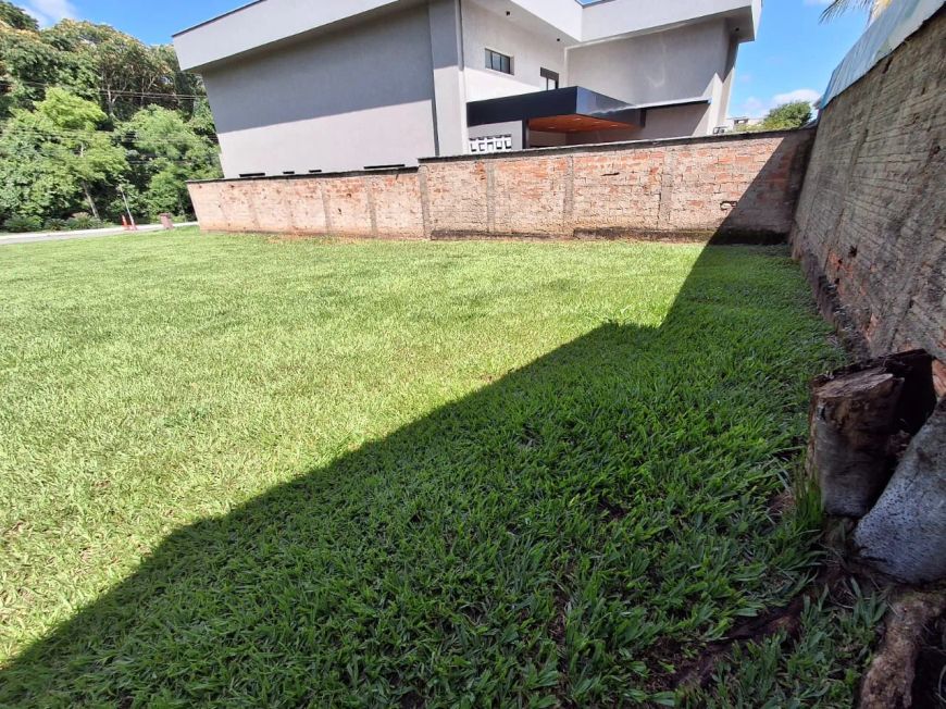 Imóvel para venda possui 450 metros quadrados em Jardins Madri - Goiânia - GO