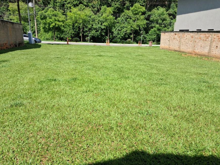 Imóvel para venda possui 450 metros quadrados em Jardins Madri - Goiânia - GO