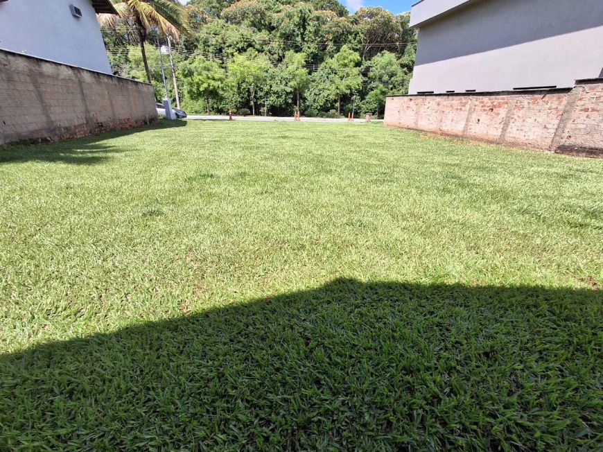 Imóvel para venda possui 450 metros quadrados em Jardins Madri - Goiânia - GO