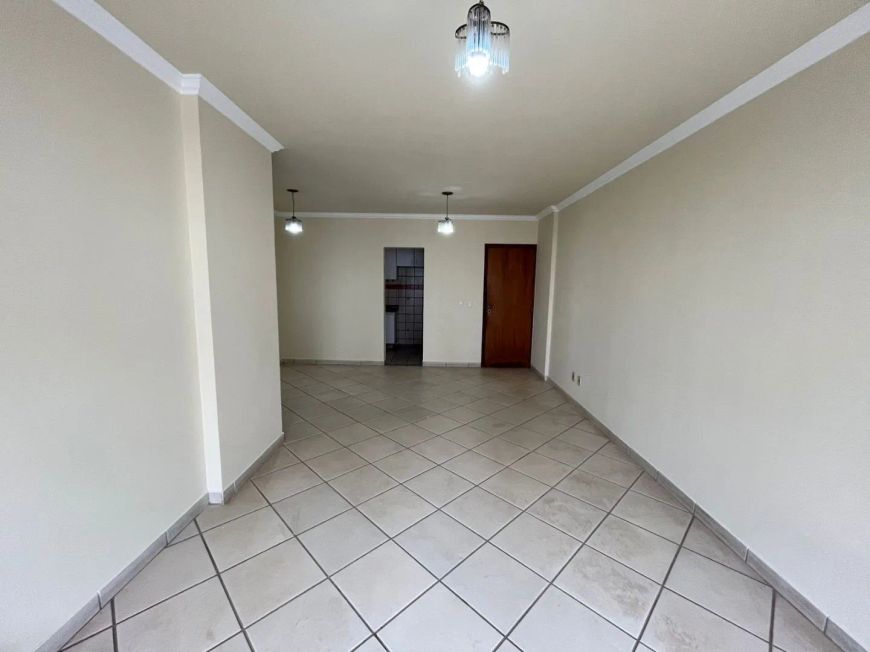 Apartamento com 3 Quartos sendo 1 suite à venda, 108 m² por R$ 540.000 - Jardim Goiás