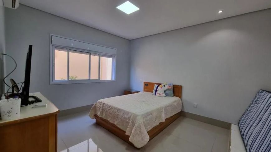 Imóvel para venda tem 350 metros quadrados com 3 quartos em Jardins Lisboa - Goiânia - GOCasa de Alt