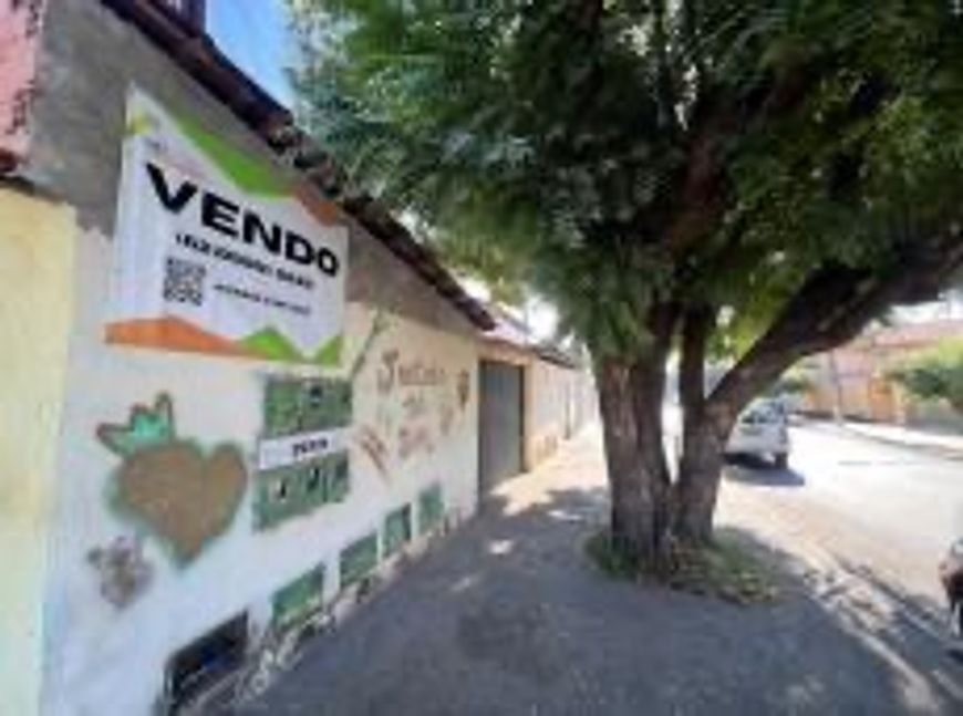 Terreno Setor Bueno T-30 á venda