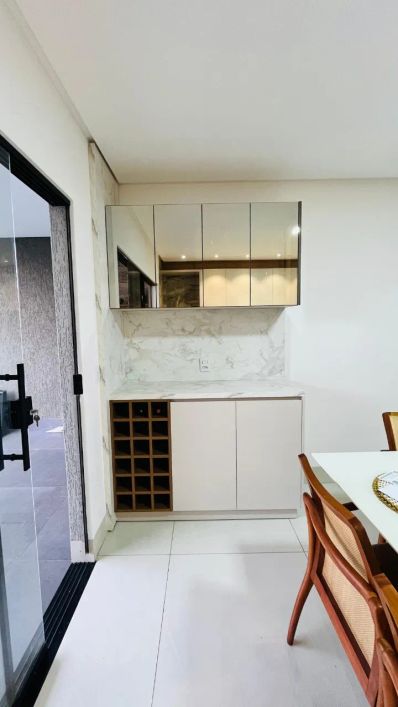 Sobrado 03 Quartos 01 Suíte Área Gourmet Churrasqueira Piscina 170m² Goiânia 2 Goiânia