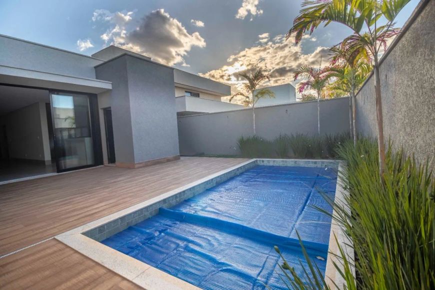 Casa Térrea com 4 suítes plenas