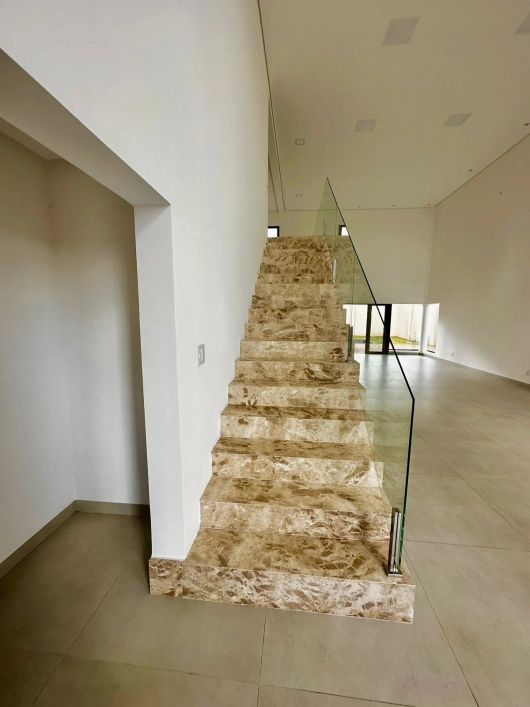 Casa no Portal do Sol Garden Sobrado com 4 Quarto(s) e 6 banheiro(s) à Venda, 351 por R$ 2.980.000 n