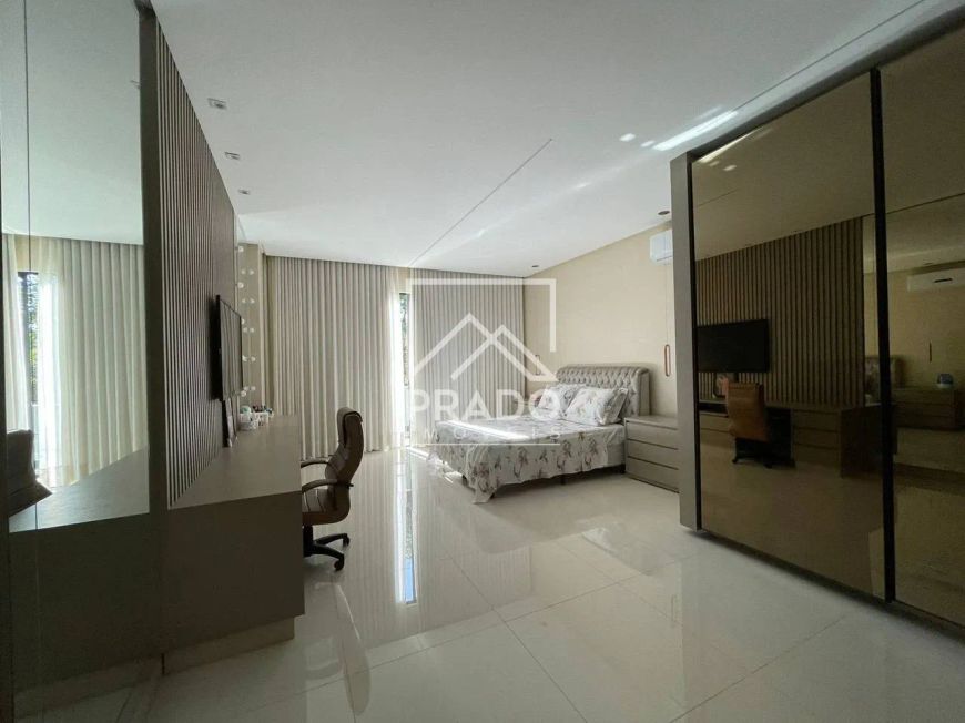 Sobrado à venda com 4 quartos, Jardins Madri, Goiânia, Goiás
