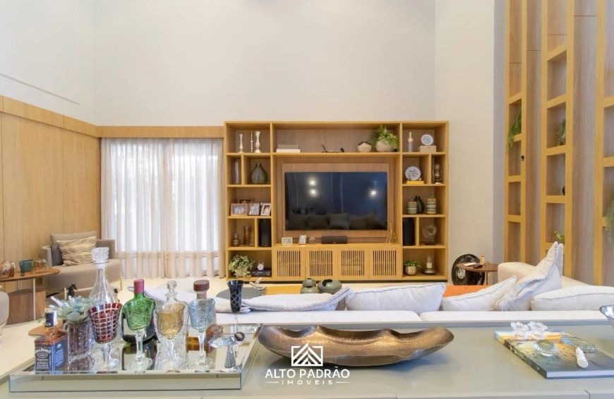1057 - Casa térrea com 4 suítes e piscina, à venda 233,60m² de área constru R$2.750.000,00, no Por