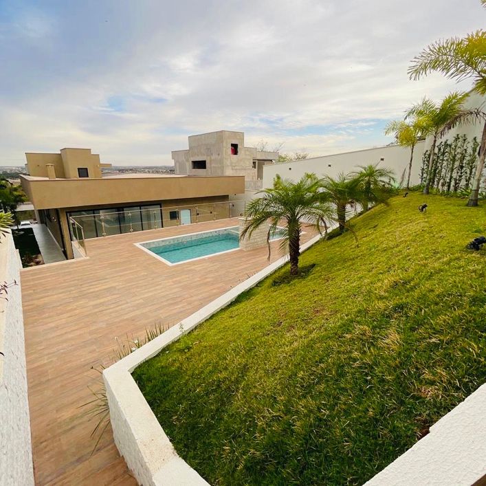 Excelente Sobrado Condomínio Do Lago | 03 Suítes(Master com closet) | 620m²