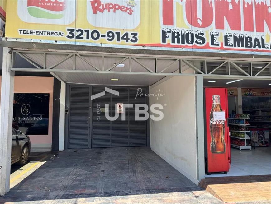 ESPAÇOSO SOBRADO COM RENDA MENSAL NO TÉRREO