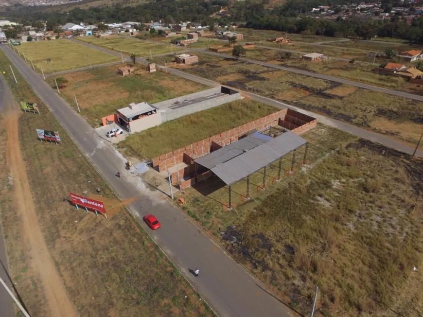 Terreno comercial estratégico em Goiânia com 633m²