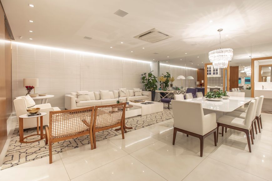 Apartamento com 4 Suítes, na orla do Parque Flamboyant, Jardim Goiás, Sol da Manha, PRONTO P MORAR