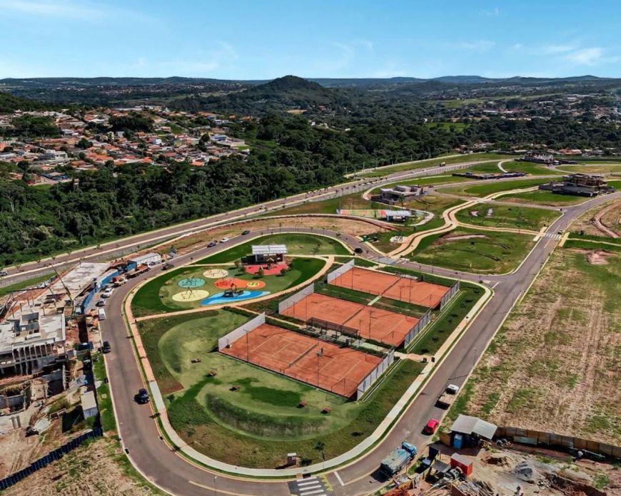 Lote em Condomínio Plateau D'or Unique, Parque Cidade- Goiânia - GO