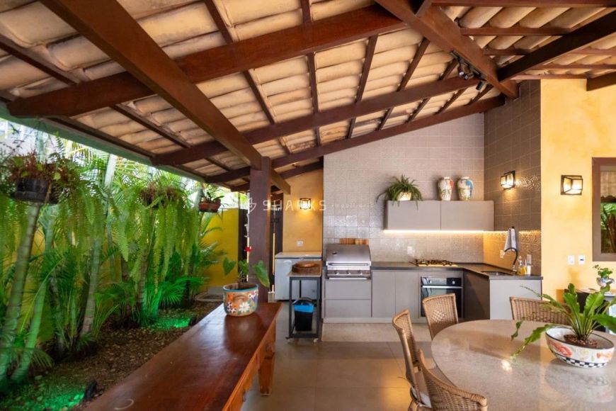 Sobrado Cond. Granville 634m²
