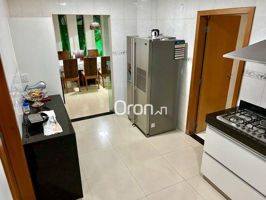 Sobrado à venda, 255 m² por R$ 2.900.000,00 - Jardins Lisboa - Goiânia/GO