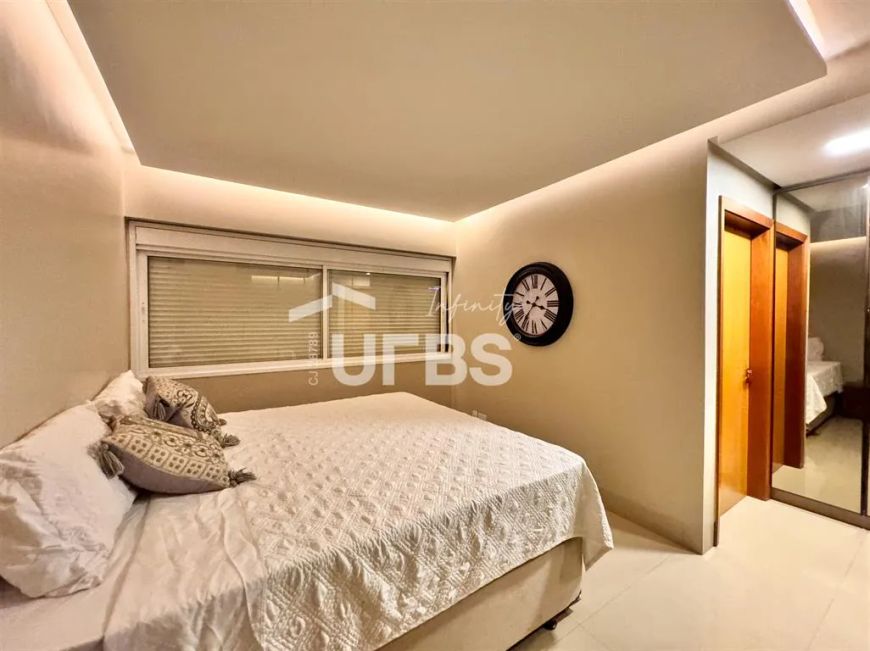 Apartamento na Orla do Parque Flamboyant- RIO SENA