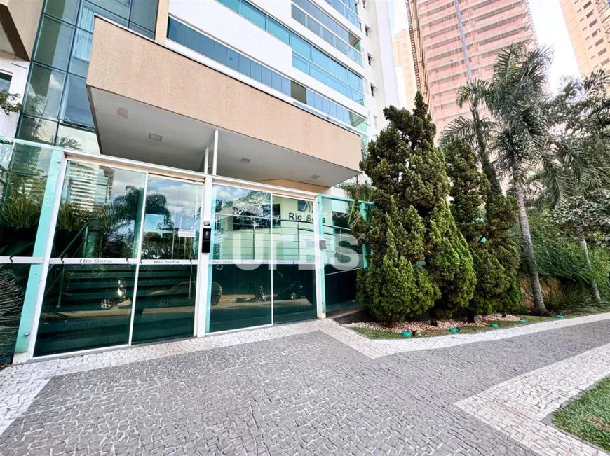 Apartamento na Orla do Parque Flamboyant- RIO SENA
